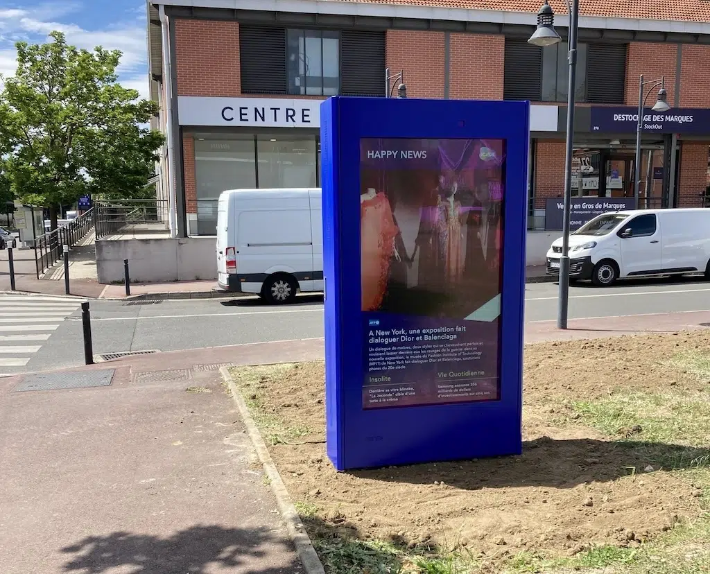 Double Sided Kiosk